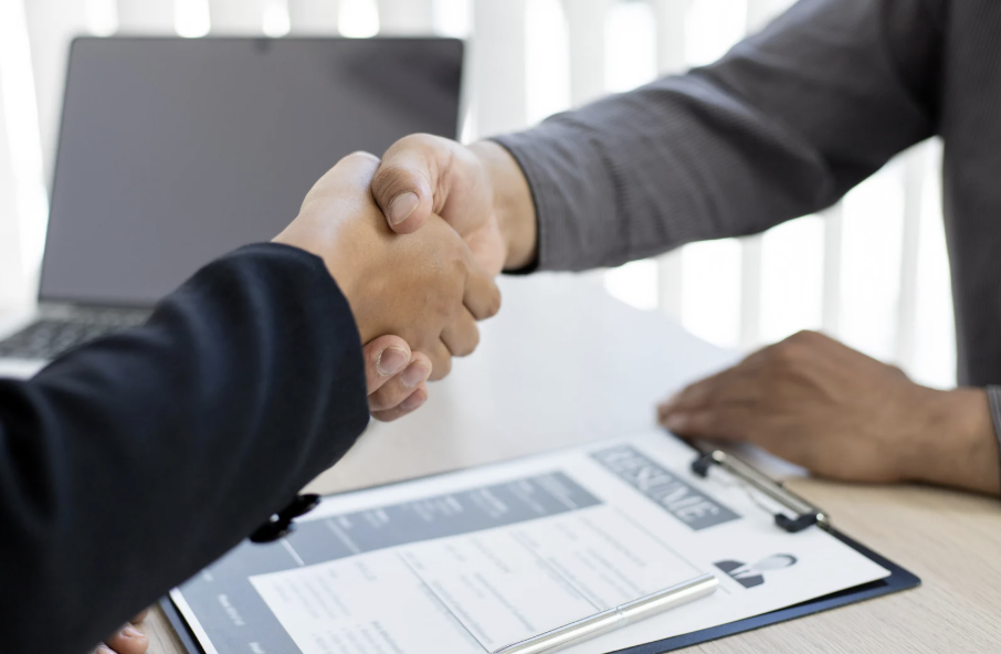 Bouche à oreille ne suffit plus